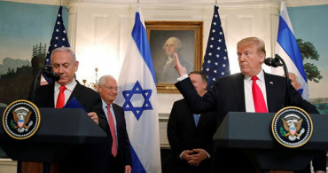 Donald Trump Skandal Golan Tepesi Kararını Canlı Yayında İmzaladı