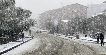 Dondurucu soğuk ve yağış geliyor: Meteoroloji’den 27 ile uyarı geldi! 27 Kasım 2023 Pazartesi hava durumu