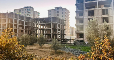 Dörtyol'da İnşaat Kazası: Bir İşçi Hayatını Kaybetti