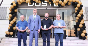 Dostek kolejinde 228 öğrenci mezuniyet heyecanı yaşadı