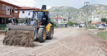 Düğerek'te Yol Çalışmaları Başladı