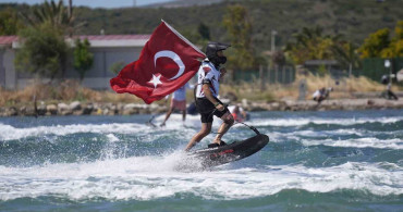 Dünya motosurf şampiyonası’nda büyük final heyecanı