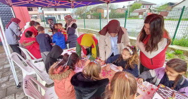 Dünya Romanlar Günü'nde Gençlerden Dayanışma Mesajları