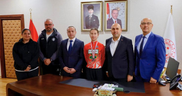 Dünya Şampiyonası Yolcusu Nazife Tunçel'e Destek Ziyareti