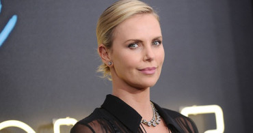Dünyaca Ünlü Yıldız Charlize Theron'dan Irkçılığa Tepki