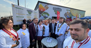 Dünyanın En Uzun Burma Kadayıfı İçin Guinness Başvurusu