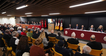 Dursun Özbek'ten Galatasaray'ın Hedefleri: Avrupa'da İlerleyeceğiz