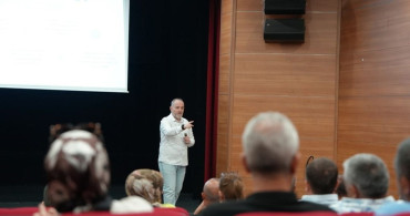 Düzce Belediyesi personeline motivasyon eğitimi düzenlendi