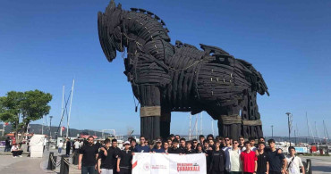 Düzce Gençliği Çanakkale Ruhunu Canlandırdı