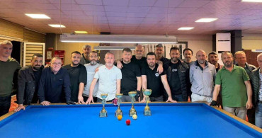 Düzce Gençlik Haftası’nda 3 Bant Bilardo Turnuvası Sona Erdi