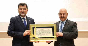 Düzce Milletvekili Ercan Öztürk, Öğrencileri İsimli Kahramanlar Olarak Tanımladı