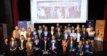 Düzce Üniversitesi Mezunlarıyla Bir Araya Geldi