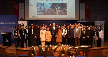 Düzce Üniversitesi'nde Savunma Sanayi ve Teknoloji Zirvesi Düzenlendi
