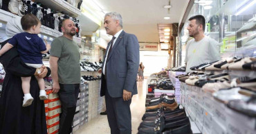 Düzce valisi makas, esnaf ve vatandaşlarla buluştu