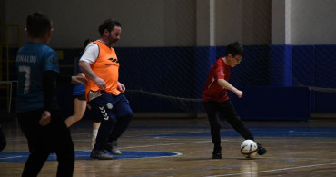 Düzce'de Ailelerin Bir Araya Geldiği Sportif ve Sosyal Etkinlikler