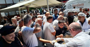 Düzce'de aşure günü etkinliğiyle bin kişiye ikram yapıldı