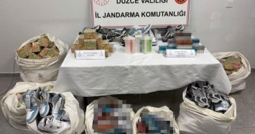 Düzce'de kargo gönderiminde kaçak ürün operasyonu