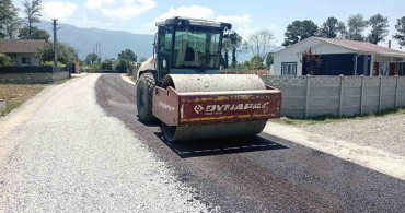 Düzce'de köylerde sathi kaplama çalışmaları tamamlanıyor