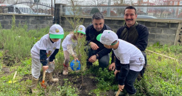 Düzce'de Öğrencilere Doğa Eğitimi