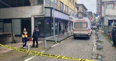Düzce'de Pasajın Bodrumunda Bir Ceset Bulundu