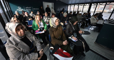 Düzce'de Yükselen Kadınlar Girişimcilik Eğitim Tırı Faaliyete Geçti