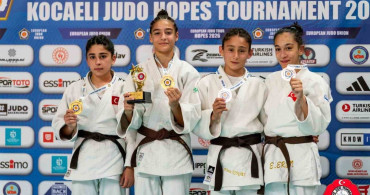 Düzceli judocu Erva Eren Avrupa üçüncüsü oldu