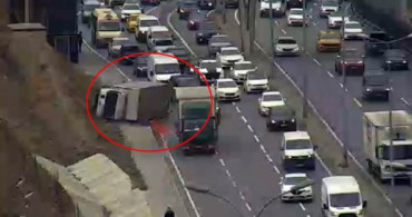 E-5'te Kamyonet Yan Yattı, Trafik Kilitlendi