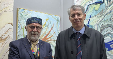 Ebru Sanatı Paris'te Tanıtılacak: Hikmet Barutçugil'in Katılımıyla Art Capital Fuarı