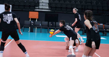 Eczacıbaşı Dynavit, Play-off 3-4 Etabına Hazırlanıyor