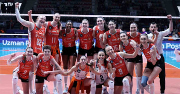 Eczacıbaşı Dynavit, Sultanlar Ligi'ni 3. sırada Geride Bıraktı