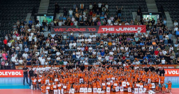 Eczacıbaşı Spor Kulübü mini voleybol şenliğini hayata geçirdi