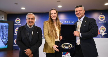 Eda Erdem Fenerbahçe ile 2 Yıl Daha!