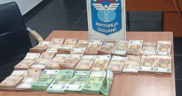 Edirne Kapıkule Sınır Kapısı'nda 96 Bin Euro Ele Geçirildi