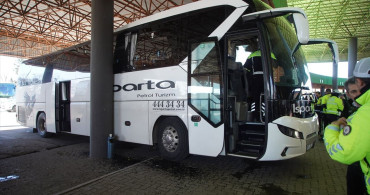 Edirne Otogarında Otobüs Kazası: İki Yaralı