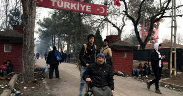 Edirne Valiliğinden, Engelli Göçmene Tekerlekli Sandalye Hediyesi
