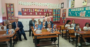 Edirne'de öğrenciler karne sevincini yaşadı