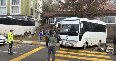 Edirne'de Otobüs Kazası Trafiği Kilitledi