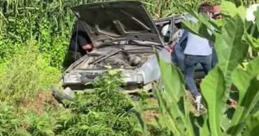 Edirne'de otomobil tarlaya uçtu: 2 yaralı