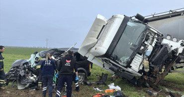 Edirne'de Trafik Kazası: 1 Ölü, 1 Yaralı