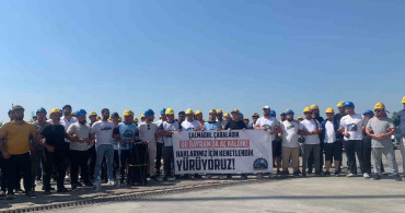 Edirne'deki Madenciler Ücretlerini Almak İçin Eylemde