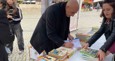 Edremit’te Kitap Bağış Kampanyası Başladı