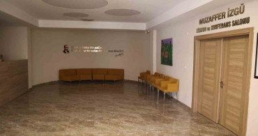 Efeler Belediyesi Muzaffer İzgü Salonu yeni yüzüyle sanatseverleri bekliyor