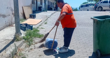 Efeler’de temizlik çalışmaları devam ediyor