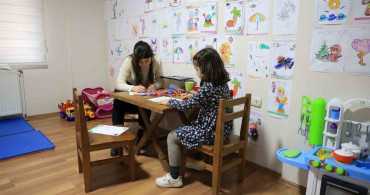 Efeler'de ücretsiz psikolojik danışmanlık hizmetine yoğun ilgi