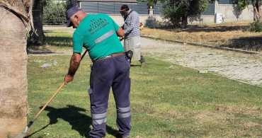 Efeler'de Yeşil Alan Temizlik Çalışmaları