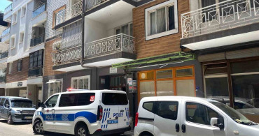 Efeler'deki apartmandan yayılan kötü koku 63 yaşındaki Şırzat Kızılay'ın cesedine ait