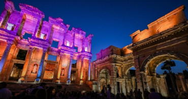 Efes Antik Kenti’nde gece müzeciliği başladı: ışıklar altında büyüleyici yolculuk