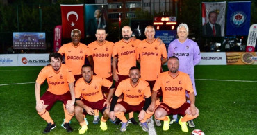 Efsane Futbolcular Emir Yuşa İçin Sahaya Çıktı