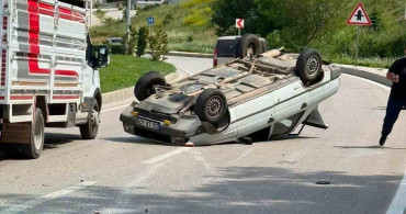 Eğirdir'de Kontrolden Çıkan Otomobil Takla Attı