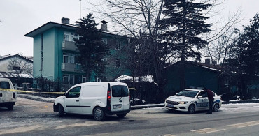 Eğlence mekanında çıkan borç kavgasında silahlar konuştu, ölü ve yaralılar var